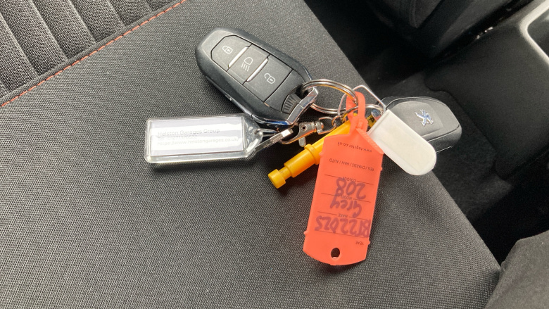 Peugeot 208 1.2 PureTech Active Premium 5dr Petrol Hatchback